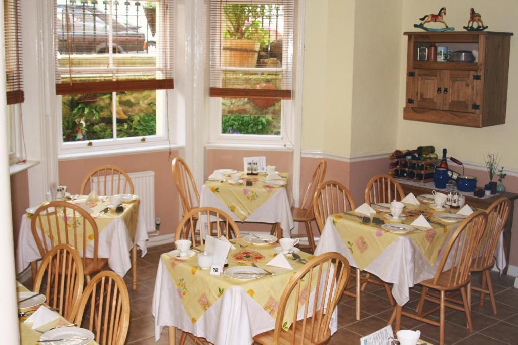 איסטבורן Arden Guest House מראה חיצוני תמונה